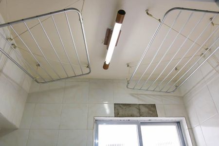 Apartamento para alugar com 70m², 2 quartos e 1 vagaÁrea de Serviço