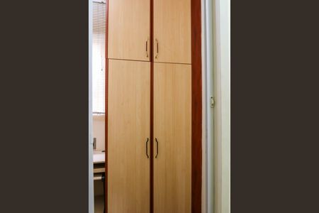 Apartamento para alugar com 70m², 2 quartos e 1 vagaEscritório