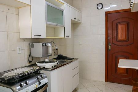 Apartamento para alugar com 70m², 2 quartos e 1 vagaCozinha