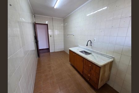Cozinha de apartamento para alugar com 2 quartos, 78m² em Aviação, Praia Grande