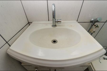 Casa para alugar com 48m², 1 quarto e 1 vaga Casa para alugar com 48m², 1 quarto e 1 vagaBanheiro