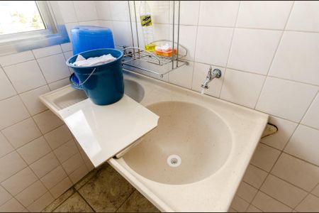 Casa para alugar com 48m², 1 quarto e 1 vaga Casa para alugar com 48m², 1 quarto e 1 vagaÁrea de Serviço