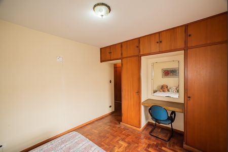 Casa para alugar com 312m², 4 quartos e 4 vagas Casa para alugar com 312m², 4 quartos e 4 vagasSuíte 3