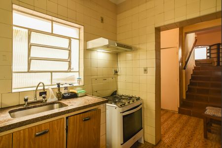 Casa para alugar com 312m², 4 quartos e 4 vagas Casa para alugar com 312m², 4 quartos e 4 vagasCozinha
