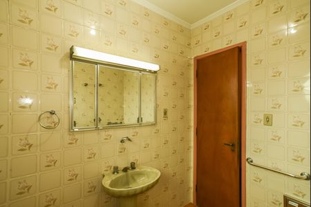 Casa para alugar com 312m², 4 quartos e 4 vagas Casa para alugar com 312m², 4 quartos e 4 vagasBanheiro da Suíte 3