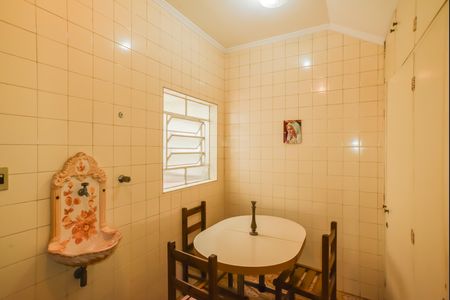 Casa para alugar com 312m², 4 quartos e 4 vagas Casa para alugar com 312m², 4 quartos e 4 vagasCopa