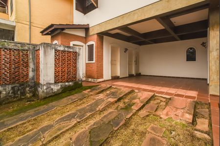Casa para alugar com 312m², 4 quartos e 4 vagas Casa para alugar com 312m², 4 quartos e 4 vagasGaragem