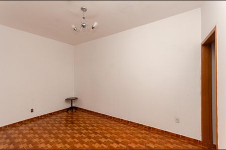 Casa para alugar com 55m², 1 quarto e 1 vaga Casa para alugar com 55m², 1 quarto e 1 vagaSala