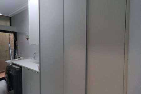Casa de condomínio para alugar com 160m², 3 quartos e 4 vagas Casa de condomínio para alugar com 160m², 3 quartos e 4 vagasÁrea de Serviço