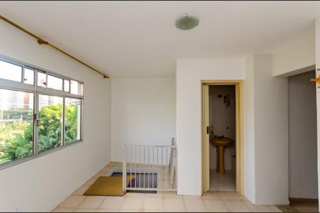 Quarto 1 de casa para alugar com 2 quartos, 60m² em Vila Bonilha, São Paulo