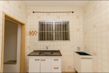 Casa para alugar com 60m², 2 quartos e 1 vaga Casa para alugar com 60m², 2 quartos e 1 vagaCozinha