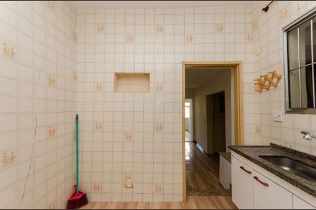 Casa para alugar com 60m², 2 quartos e 1 vaga Casa para alugar com 60m², 2 quartos e 1 vagaCozinha