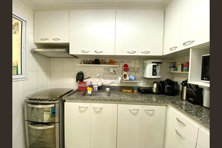 Casa de condomínio à venda com 120m², 3 quartos e 2 vagas Casa de condomínio à venda com 120m², 3 quartos e 2 vagasCozinha