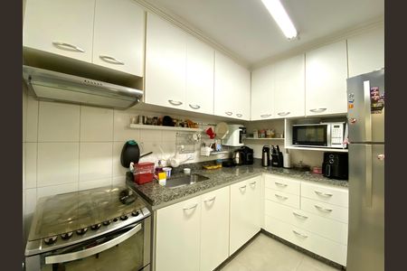 Casa de condomínio à venda com 120m², 3 quartos e 2 vagas Casa de condomínio à venda com 120m², 3 quartos e 2 vagasCozinha