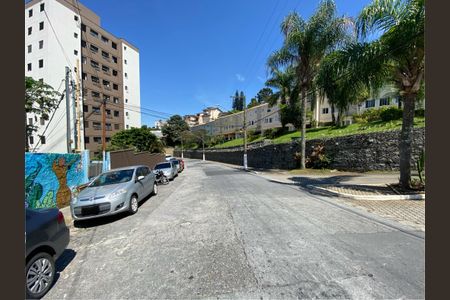 Casa de condomínio à venda com 120m², 3 quartos e 2 vagas Casa de condomínio à venda com 120m², 3 quartos e 2 vagasVista da Rua