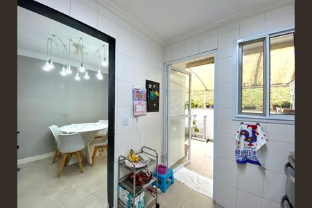 Casa de condomínio à venda com 120m², 3 quartos e 2 vagas Casa de condomínio à venda com 120m², 3 quartos e 2 vagasCozinha