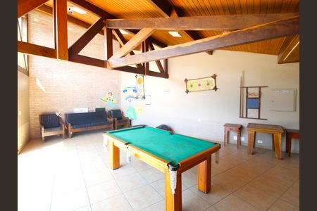 Casa de condomínio à venda com 120m², 3 quartos e 2 vagasÁrea comum - Salão de jogos