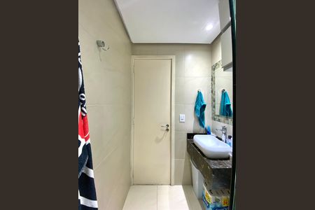 Casa de condomínio à venda com 120m², 3 quartos e 2 vagas Casa de condomínio à venda com 120m², 3 quartos e 2 vagasBanheiro Social