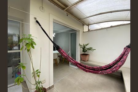 Casa de condomínio à venda com 120m², 3 quartos e 2 vagas Casa de condomínio à venda com 120m², 3 quartos e 2 vagasÁrea de Serviço