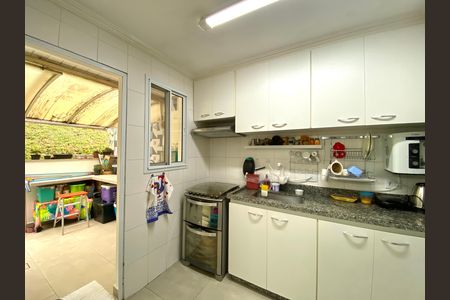 Casa de condomínio à venda com 120m², 3 quartos e 2 vagas Casa de condomínio à venda com 120m², 3 quartos e 2 vagasCozinha