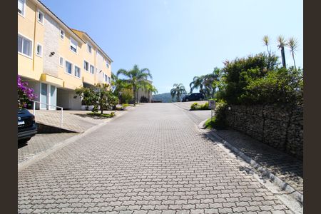 Casa de condomínio à venda com 120m², 3 quartos e 2 vagasÁrea comum