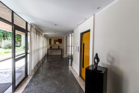 Apartamento à venda com 296m², 3 quartos e 3 vagasEntrada