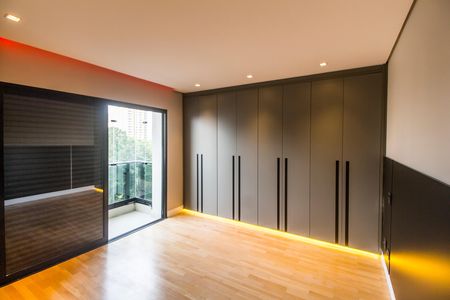 Apartamento à venda com 296m², 3 quartos e 3 vagasSuíte 2