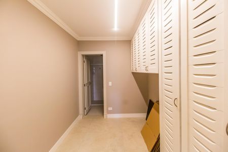 Apartamento à venda com 296m², 3 quartos e 3 vagasQuarto de Serviço