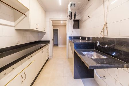 Apartamento à venda com 296m², 3 quartos e 3 vagasÁrea de Serviço
