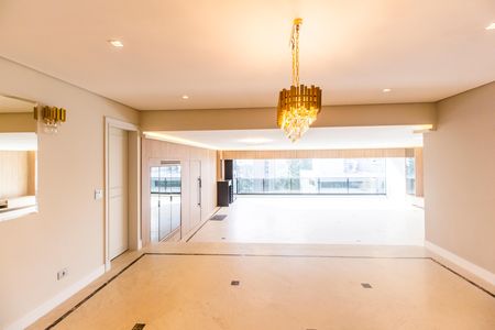 Apartamento à venda com 296m², 3 quartos e 3 vagasSala 