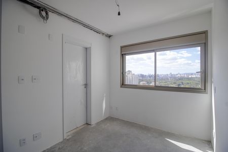 Quarto de apartamento à venda com 3 quartos, 150m² em Indianópolis, São Paulo
