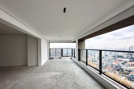 Apartamento à venda com 155m², 3 quartos e 4 vagas Apartamento à venda com 155m², 3 quartos e 4 vagasVaranda da Sala
