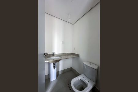 Apartamento à venda com 155m², 3 quartos e 4 vagas Apartamento à venda com 155m², 3 quartos e 4 vagasBanheiro da Suíte 2
