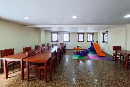 Apartamento para alugar com 104m², 3 quartos e 1 vaga Apartamento para alugar com 104m², 3 quartos e 1 vagaÁrea comum - Salão de festas