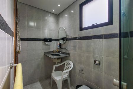 Apartamento para alugar com 104m², 3 quartos e 1 vaga Apartamento para alugar com 104m², 3 quartos e 1 vagaBanheiro da Suíte