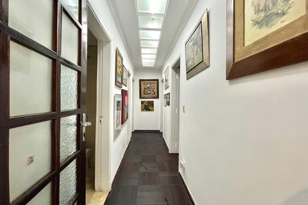 Apartamento à venda com 128m², 3 quartos e 1 vaga Apartamento à venda com 128m², 3 quartos e 1 vagaCorredor