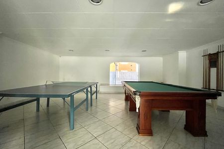Apartamento à venda com 128m², 3 quartos e 1 vaga Apartamento à venda com 128m², 3 quartos e 1 vagaÁrea comum - Salão de Jogos