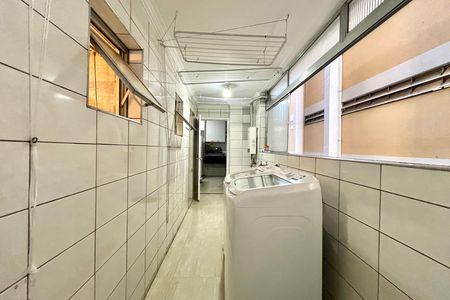 Apartamento à venda com 128m², 3 quartos e 1 vaga Apartamento à venda com 128m², 3 quartos e 1 vagaÁrea de Serviço