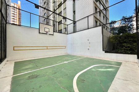 Apartamento à venda com 128m², 3 quartos e 1 vaga Apartamento à venda com 128m², 3 quartos e 1 vagaÁrea comum - Quadra
