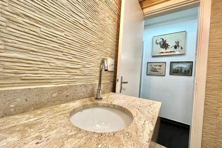Apartamento à venda com 128m², 3 quartos e 1 vaga Apartamento à venda com 128m², 3 quartos e 1 vagaBanheiro 1