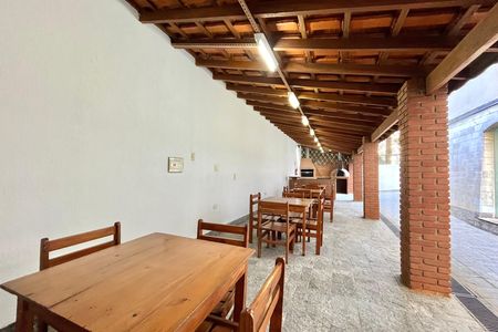 Apartamento à venda com 128m², 3 quartos e 1 vaga Apartamento à venda com 128m², 3 quartos e 1 vagaÁrea comum - Churrasqueira