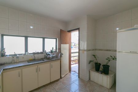 Casa à venda com 173m², 3 quartos e 1 vaga