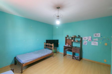 Casa para alugar com 3 quartos, 99m² em Heliópolis, Belo Horizonte