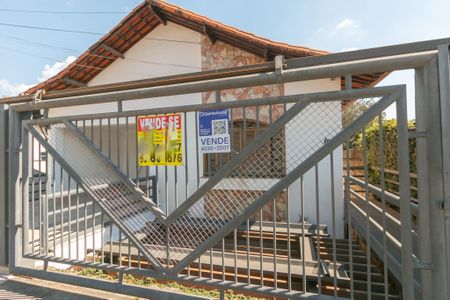 Casa à venda com 173m², 3 quartos e 1 vaga
