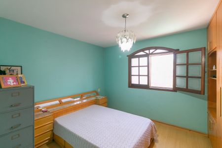 Casa para alugar com 3 quartos, 99m² em Heliópolis, Belo Horizonte