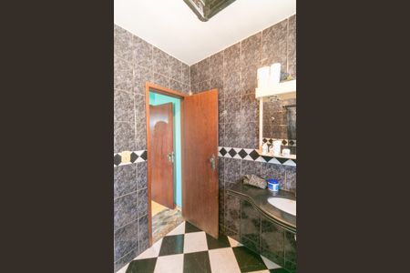 Casa à venda com 173m², 3 quartos e 1 vaga