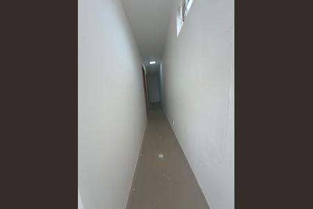 Corredor  de kitnet/studio para alugar com 2 quartos, 60m² em Setor Habitacional Vicente Pires, Brasília