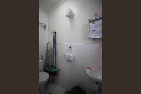 Casa para alugar com 170m², 3 quartos e 3 vagasBanheiro de serviço