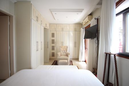 Casa para alugar com 170m², 3 quartos e 3 vagasSuite