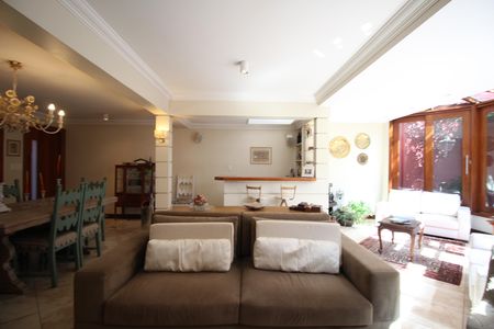Casa para alugar com 170m², 3 quartos e 3 vagasSala de TV